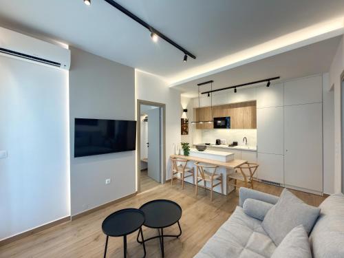 Luxury Downtown Apartment F4