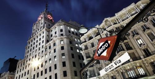 Rooms in Madrid Downtown