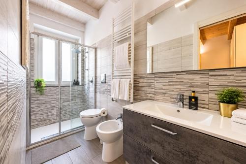Aura Milanese Milano