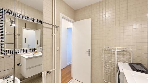 Paris 13 Stylish 1BR Apartment with Balcony and Netflix