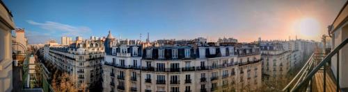 Eiffel Pearl
