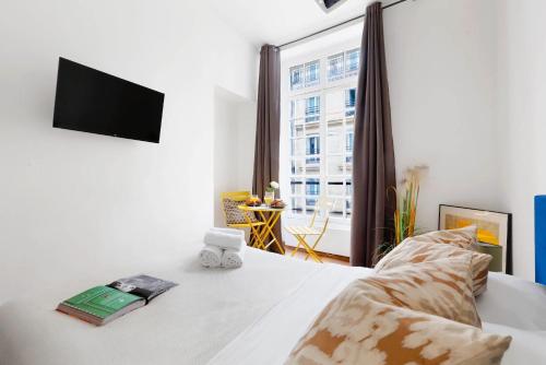 BnBNova - Le Marais Studio - Place des Vosges