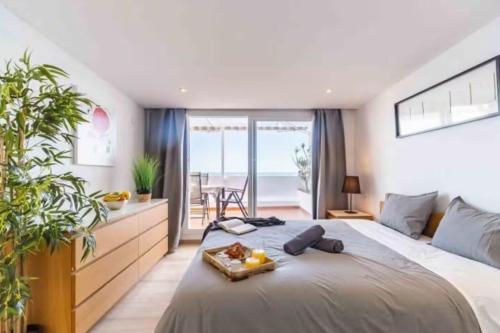 Premium Penthouse Beachfront View Terrace Turivida