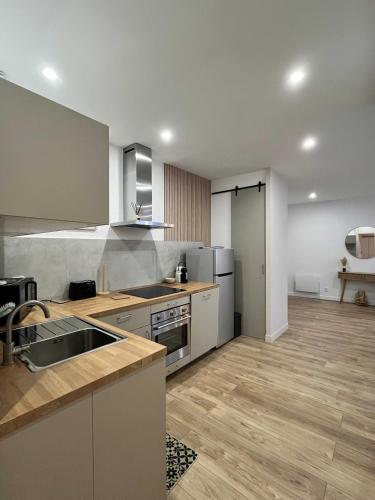 Appartement moderne 2 chambres Hyper Centre 60m2 Wifi