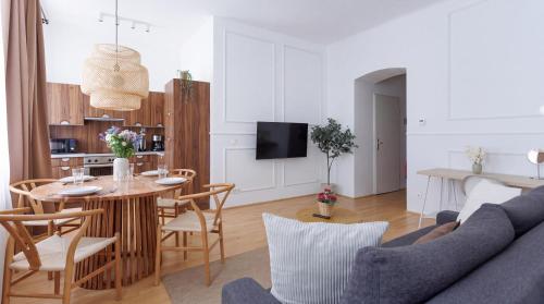 Oona Boutique Apartments