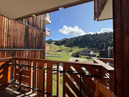 Appartement 6 personnes Skis aux pieds Piscine chauffée La Plagne Bellecôte