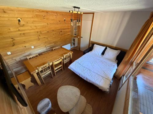 Appartement 6 personnes Skis aux pieds Piscine chauffée La Plagne Bellecôte