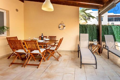 Casa Marta, Los delfines, Corralejo