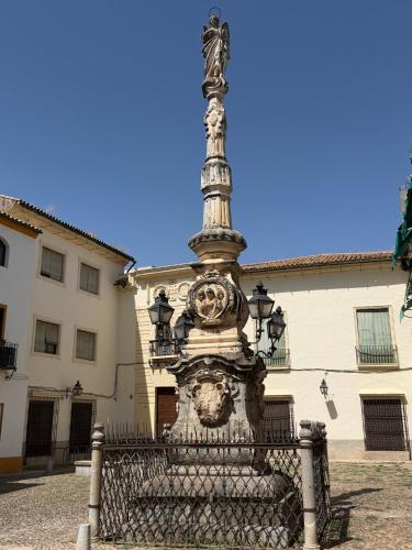 Ático Aguayos con terraza y cuatro dormitorios.