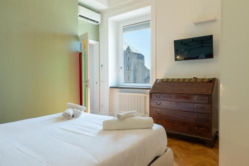 Bilocale SantaChiara apartments- Luxury & View