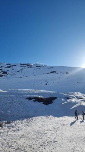 Studio terrace ski au pied