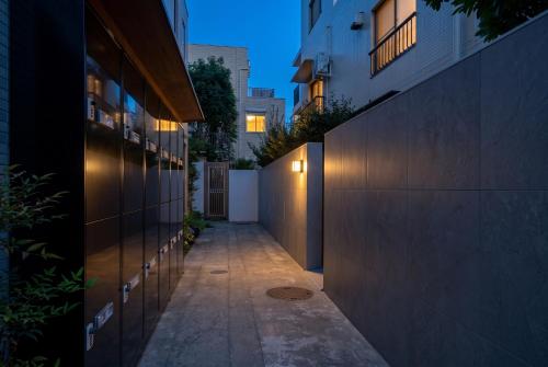 STAY ARI Apartment Hotel