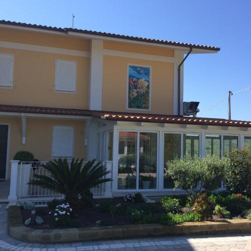Το κτήριο όπου στεγάζεται  το bed & breakfast