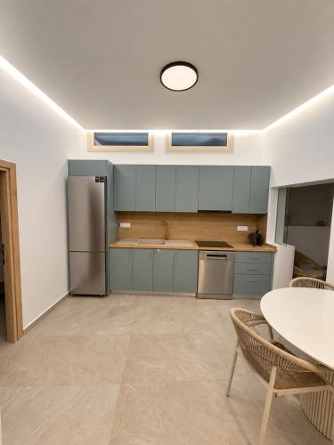 Lunelle Home