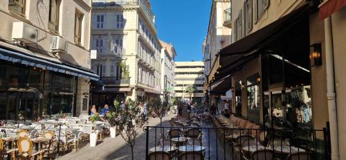 Beautiful 1BR Apartment in the Heart of Cannes!