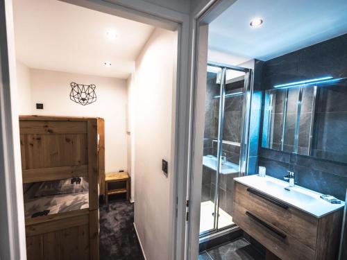 Résidence Rond Point Des Pistes B - Appartement rénové·Départ et retour ski aux pieds· MAE-2414