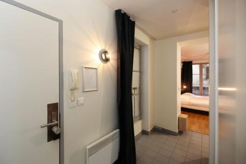 101 - Studio confortable avec kitchenette Paris 5