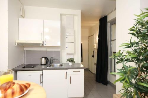 101 - Studio confortable avec kitchenette Paris 5