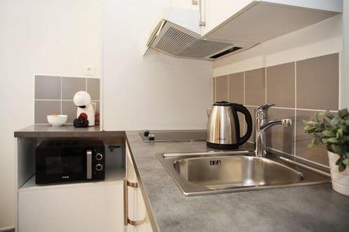 101 - Studio confortable avec kitchenette Paris 5