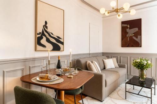 Trocadero - Elegant apartment with lift