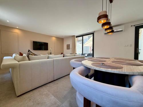 Le Patio Henri - Clim, suite & cour privée