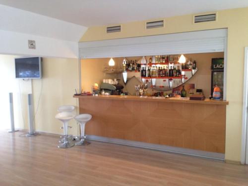 Lounge nebo bar v ubytování Kempings Lilaste.com