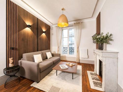 Charming flat with lift - Eiffel Tower