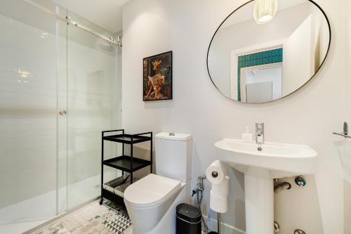 WHome Colorful Portuguese-Style Apartment in Chiado