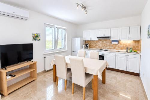 Apartments Jelka