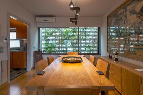 Hidesign Athens Tube Luxury Apt in Kolonaki