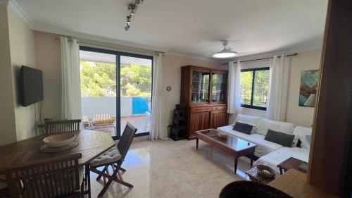 Jávea 2bedroom-beach1 min.walk+swimmingpool+wifi