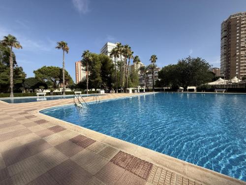 El Balcón del Mediterráneo con 3 dormitorios y piscina by Turihome