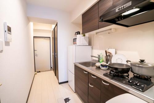 202Room,5-Minute Walk to Oshiage ,Private One-Bedroom Unit ,Near Tokyo Skytree ,Fully Equipped Kitchen & Bathroom ,Separate Wet and Dry Areas