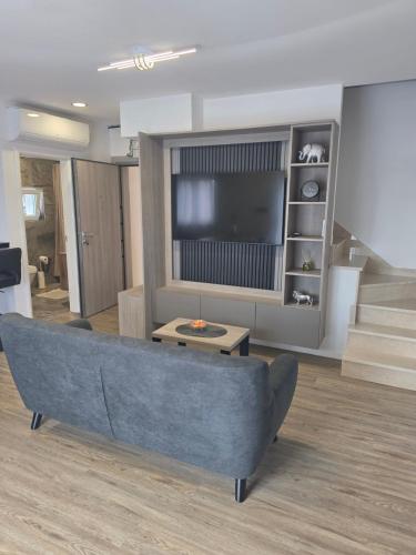 Nibela Apartments III
