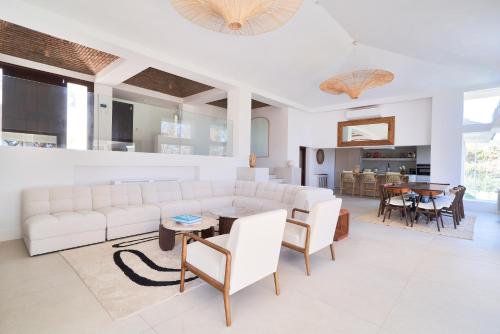 Iconic Exception Villa - Pool & Tennis