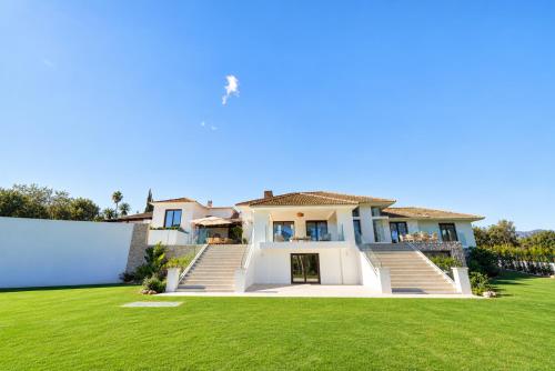 Iconic Exception Villa - Pool & Tennis