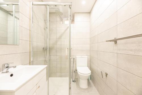Peaceful 2 bedroom apartment located in São Vicente Villa