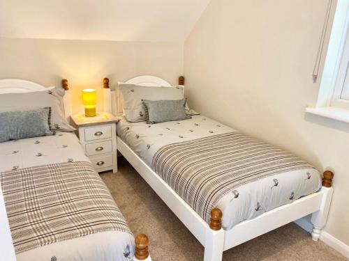 Cottage Sleeps 4 Indoor Pool Fishing Lake Pets, Beaworthy (opdaterede ...