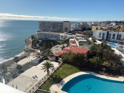 Ocean Sounds, La Roca, 2 bdr, pool, lift beach