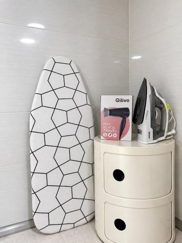 Quarto suite privada com banheiro- Av Liberdade