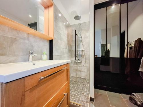 Stylish apartment in the Old Town, with AC.