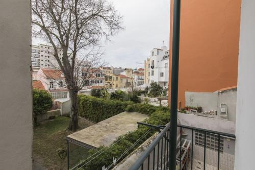Rustic Flat at Lisbon's Heart