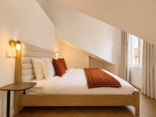 Bairro Alto Duplex | AC | 4 Guest | 2 Baths