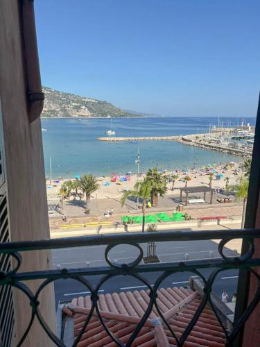 La Maison d'Otis | Sea View Apt in Old Town Menton