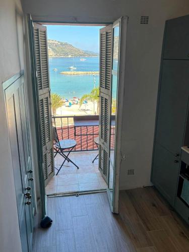 La Maison d'Otis | Sea View Apt in Old Town Menton