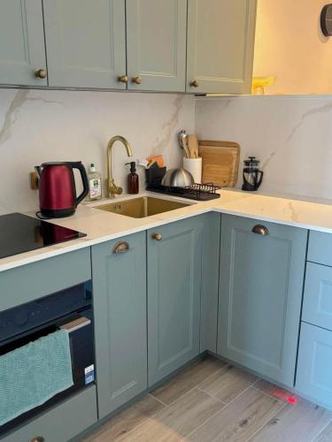 La Maison d'Otis | Sea View Apt in Old Town Menton