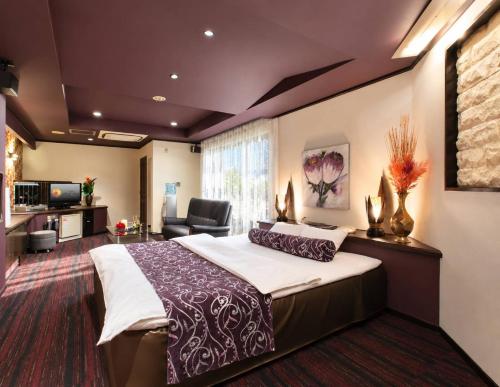 HOTEL ZOOM - Couple's Hotel