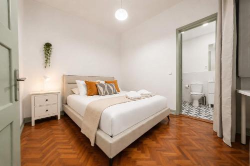 2D- Authentic Lisbon Lifestyle, Charming Cafés, Local Restaurants and Hidden Gems at Your Doorstep