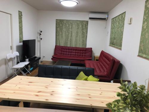 Shinjuku House 3min to Station - 4BR 10 Beds up to 12 Guests
