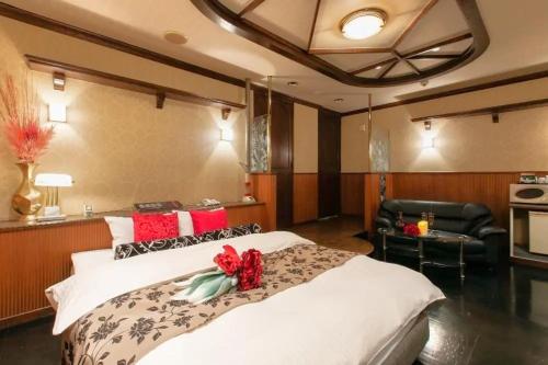 HOTEL SWING - Couple's Hotel